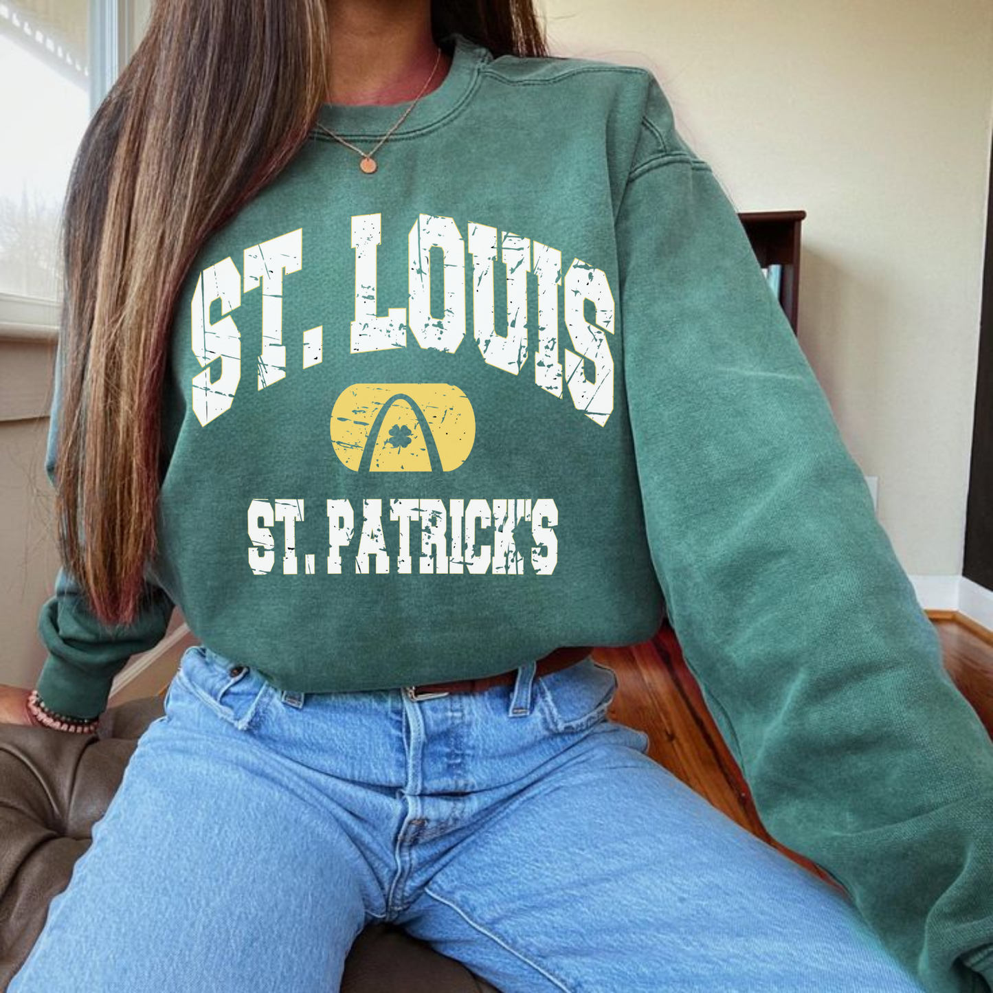St. Patricks garment-dyed sweatshirt