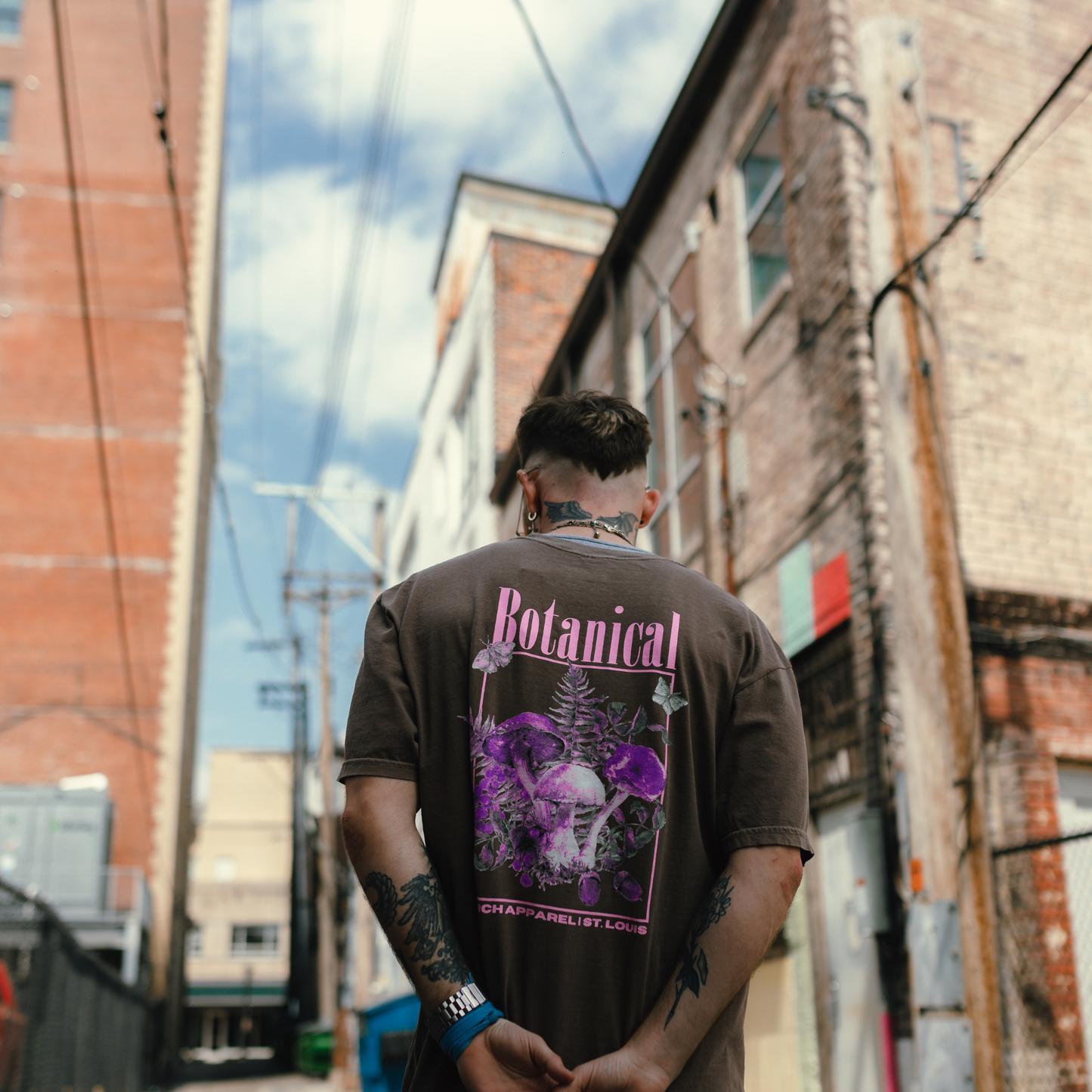 Botanical garment-dyed t-shirt